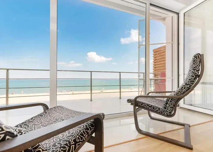 сучасна у моря 别墅