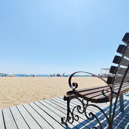 сучасна у моря וילה